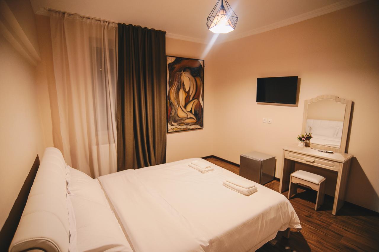 Hotel Sani คูทายสิ ภายนอก รูปภาพ