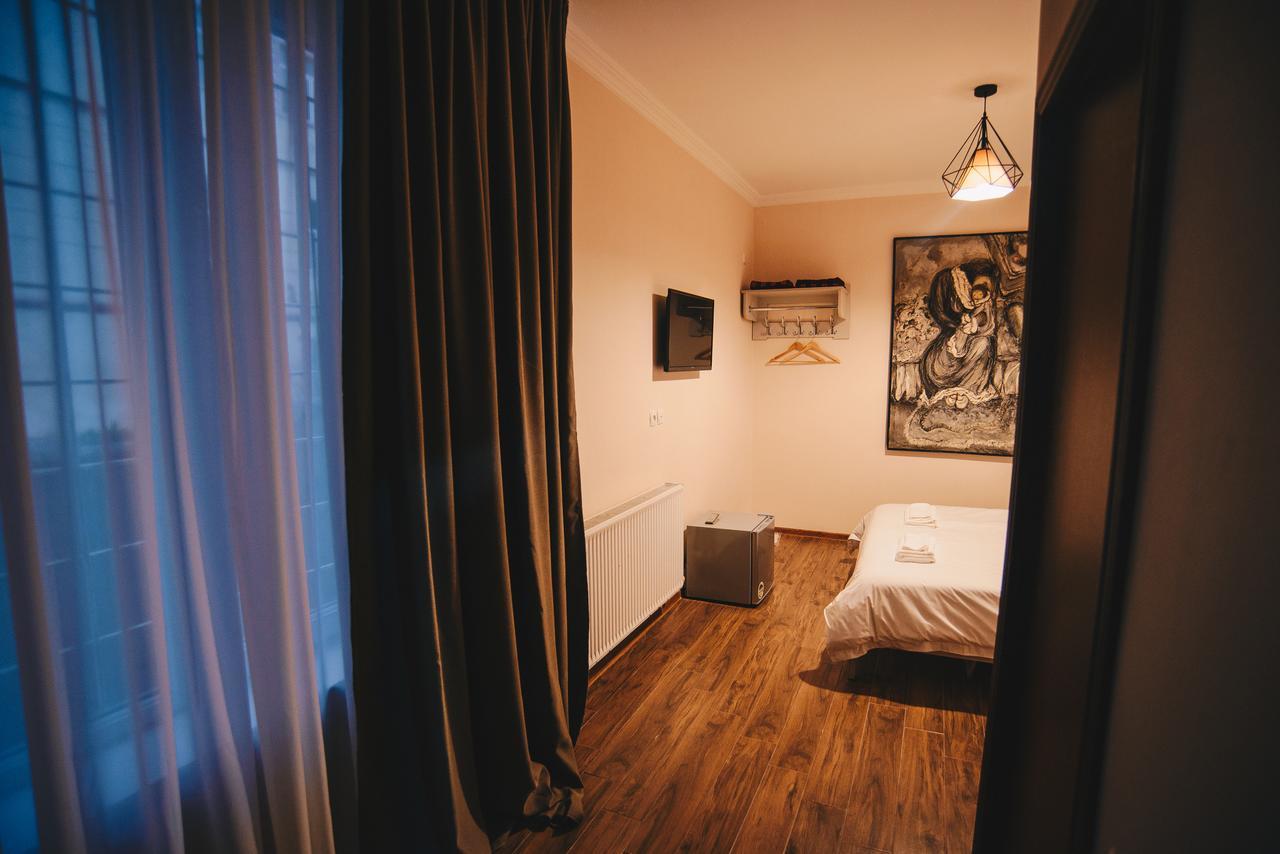 Hotel Sani คูทายสิ ภายนอก รูปภาพ